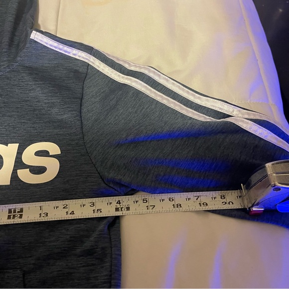 Adidas Hoodie Boys Small Gray Lightweight Athletic Activewear Pullover Casual - Picture 6 of 6